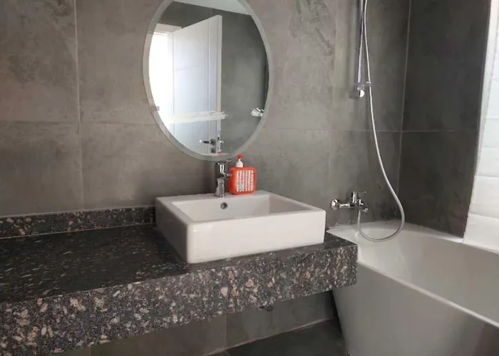 Private 2br With Private Heated Pool At Bali D3